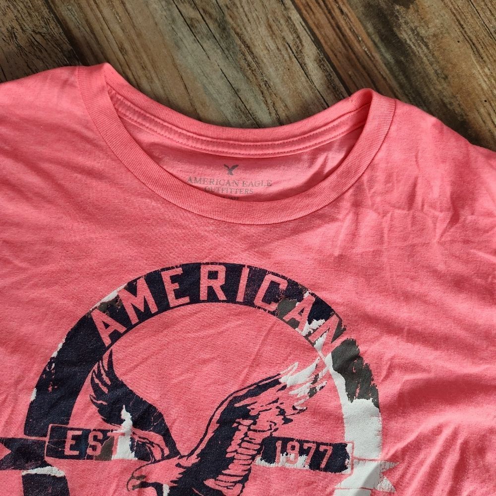 ☔️🔺️American Eagle Hot Pink Graphic Classic Fit Short Sleeve Top Large - Picture 3 of 8